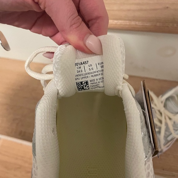 Women’s JJJJound x Gel Kayano 14 'Silver White’ size 5.5 - Picture 3 of 5